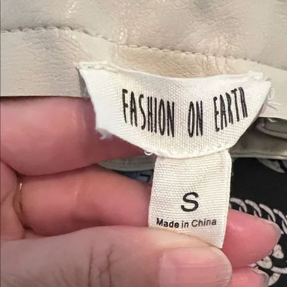 #1034+Chic Cream Button-Front Skirt - Picture 5 of 12